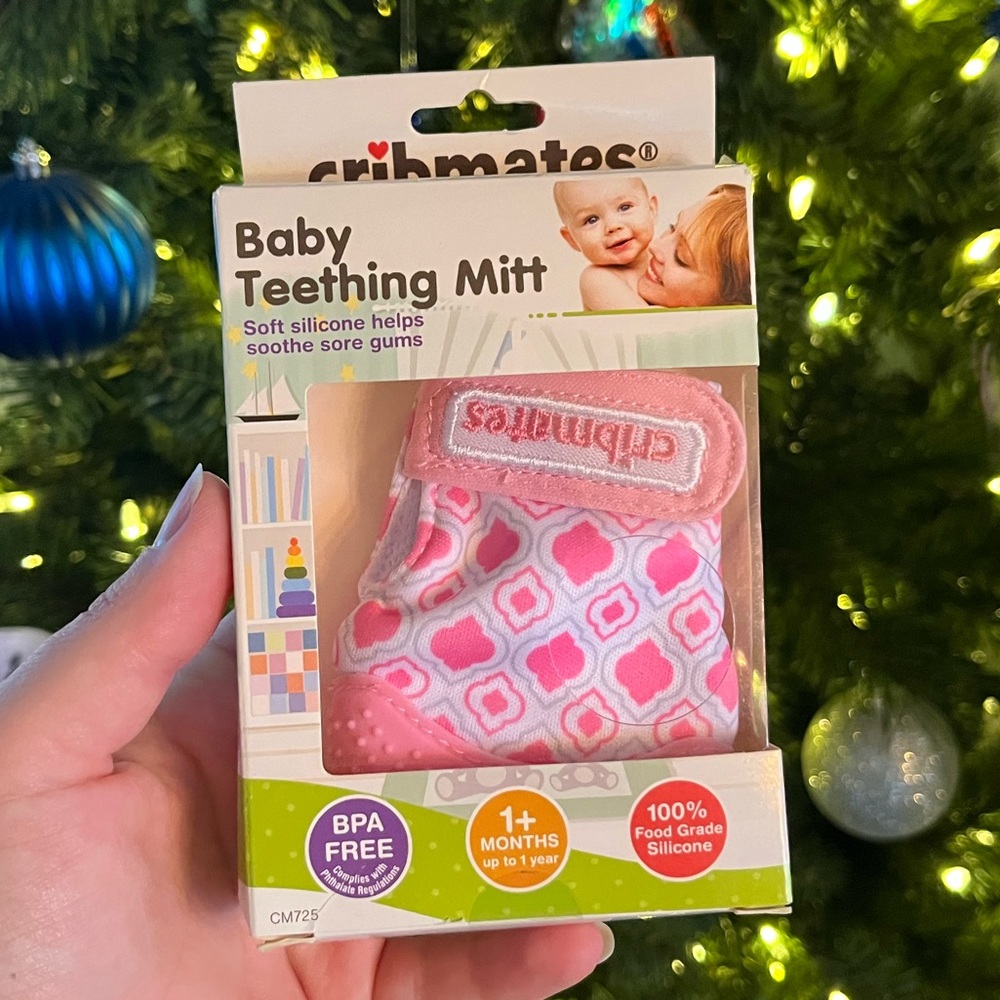 Cribmates Baby Teething Mitt - BPA Free - Food Grade Silicone - NIB